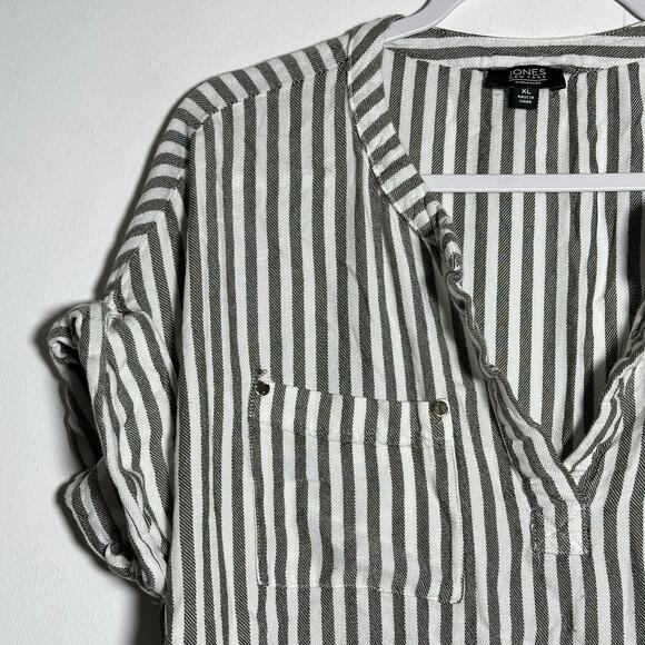Jones New York Signature XL Grey White Striped Linen Blend Tunic V-Neck Top - Picture 9 of 15